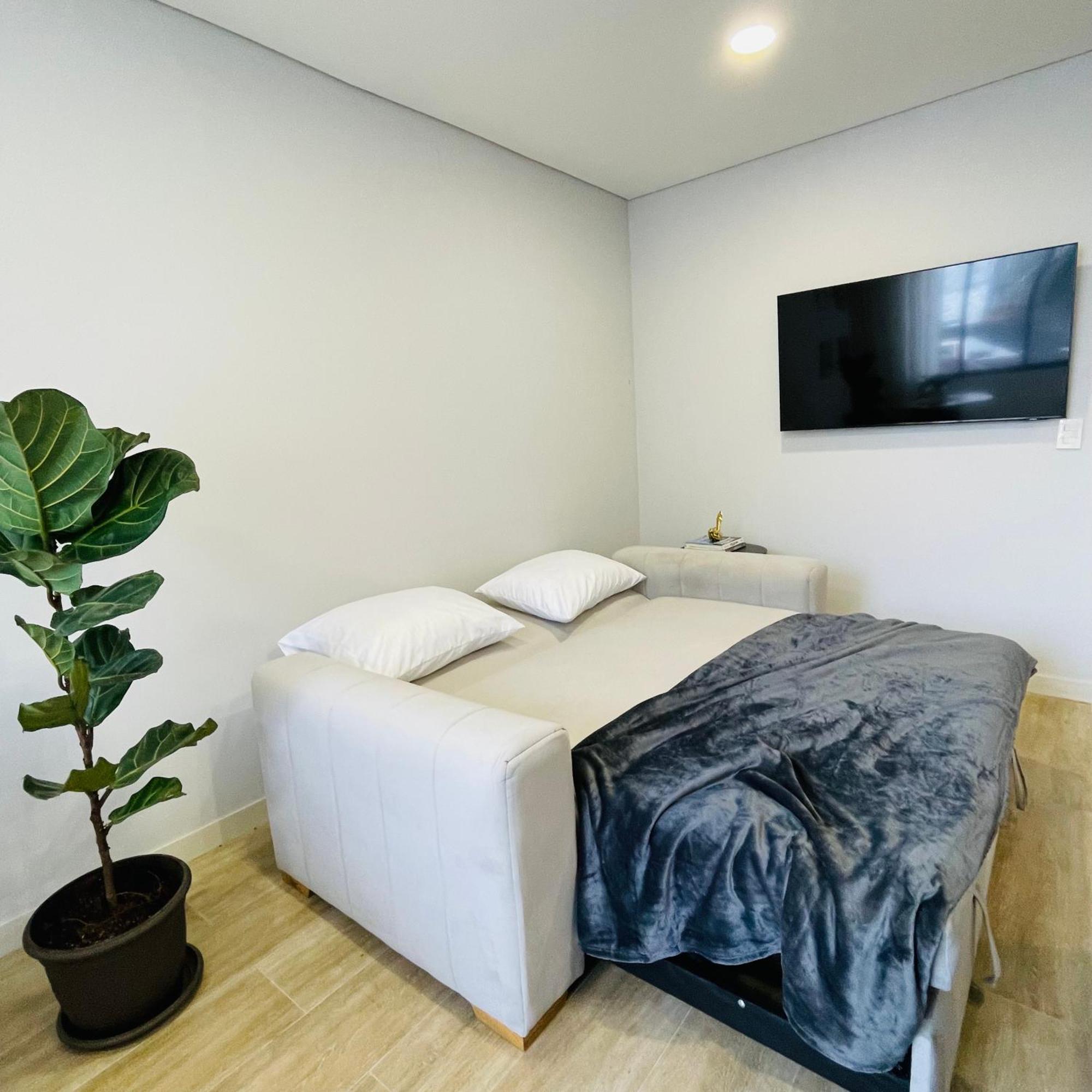 Entero En Pinares Apartamento